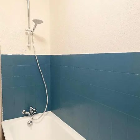 En Rez-de-chaussee Equipe * Jullianges